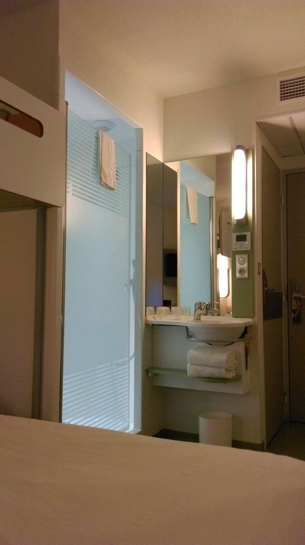 Ibis Budget Brignoles Provence Exterior foto